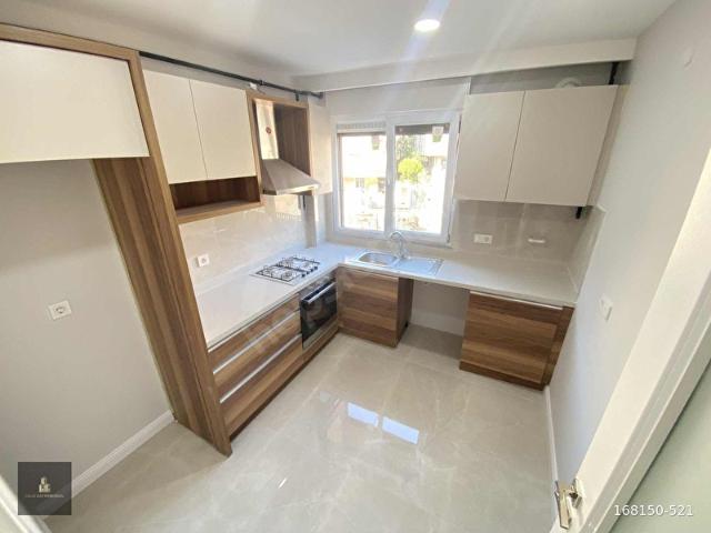 MİNİBÜSE 1 PARALEL MARMARAYA 4 DAKİKA AYRI MUTFAK SIFIR ARAKAT GENİŞ 2+1