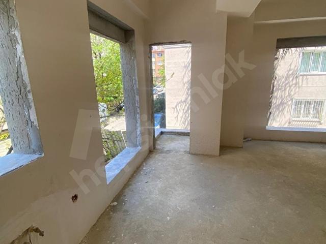 MİRHAN'DAN MALTEPENİN EN NEZİH SOKAĞI SERAP CADDESİNDE 2+1 DAİRE