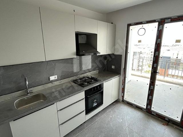 MİRZA'DAN İSKANLI OTURUMA HAZIR SATILIK 2+1 SIFIR LÜKS DAİRE