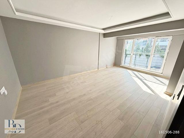 MİSKET CADDE DİBİNDE SIFIR BİNADA OTURUMA HAZIR 3+1 DAİRELER!