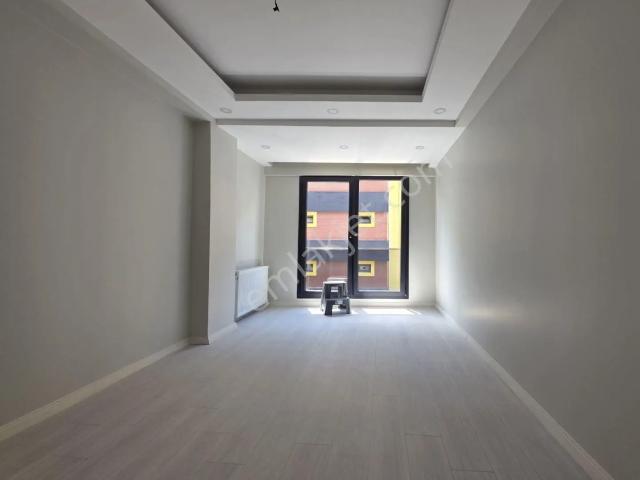 Mimar Emlak'tan Kiralık 2+1 80m² Yeni 2. Kat Daire