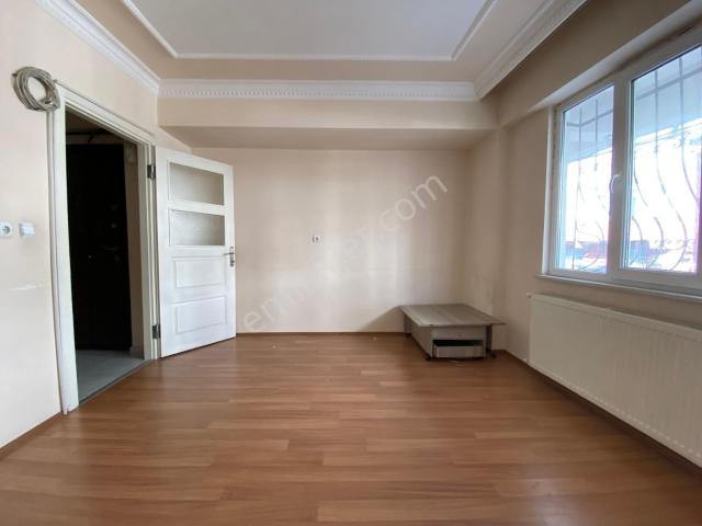 Mimar Emlak'tan Satılık 1+1 65m² Yeni Boş Giriş Daire