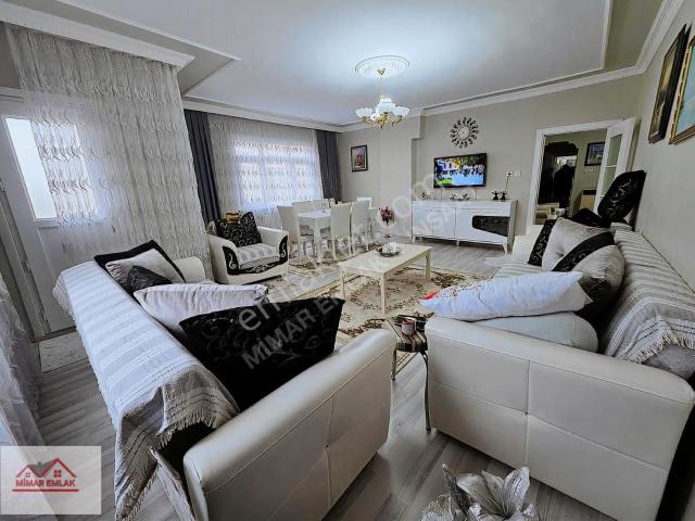 Mimar Emlak'tan Satılık 2+1 120m² Cadde Üzeri Masrafsız 3. Kat