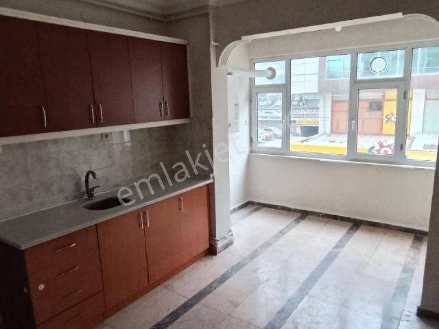 Mimar Sinan Da Çok İyi Bir Lokasyona Sahip Kiralık Daire