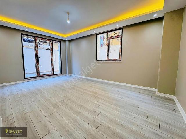 Mimar Sinan Mahallesinde Bahçe Kullanımlı Satılık 2+1 Daire