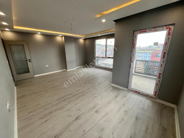 Mimar Sinanda Satılık Lüks Ve Geniş 2+1 Daire