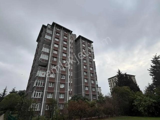 Mimaroba Emlak Bankası Konutları 5.kısımda Kiralık 2+1 Daire