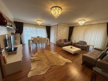 Mimaroba Kentplusta 4+1 Bahçe Katı 174 M² Satılık Daire