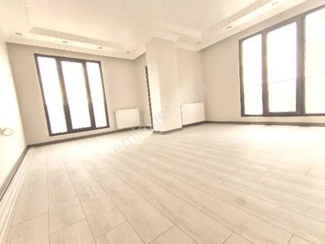 Mimarsinan Mah De⭐2+1,92m2 Arakatgeniş Daire