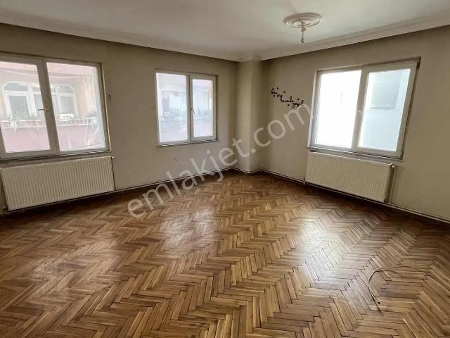 Mimarsinan Merkez Mahallesinde Kiralık 3+1 Daire
