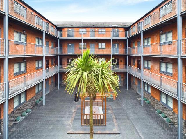 Mint Drive, Birmingham, B18 6EA, United Kingdom | 2 bed apartment for rent #137837488 | Rentberry