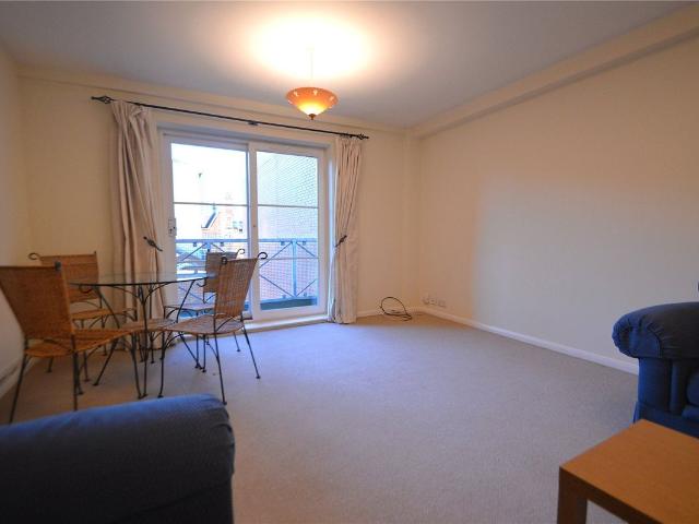 Mint Walk, Croydon CR0, 1 bed flat to rent, £1,350 pcm | PrimeLocation