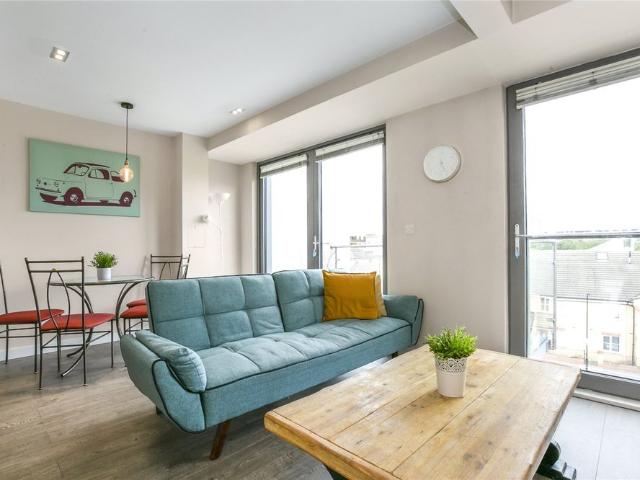 Mintern Street, London, N1 5EG
