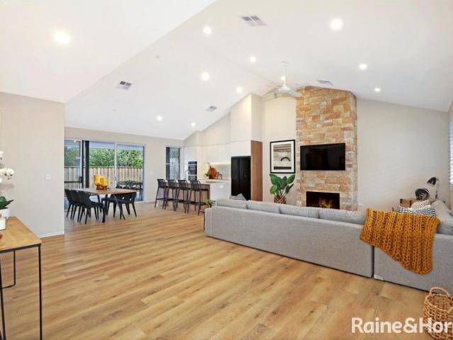 Minutes From Town Adjoining Bowral Golf Course