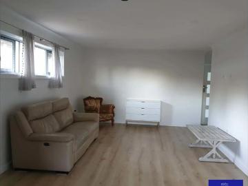 MINUTES TO CHARLESTOWN CBD MODERN ALL UTILITIES INCLUDED