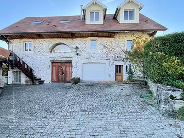 Minzier 74270 Achat / Vente maison 13 pièces t13 piscine terrasse
