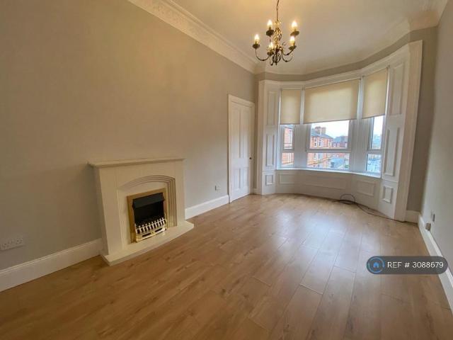 Minard Road, Glasgow, G41 1 bed flat to rent £925 pcm £213 pw