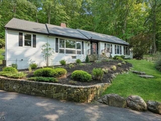 Mine Brook Rd, Bernards Twp, Home For Sale