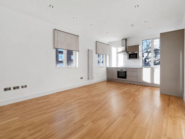 Mineral Street, London SE18, 2 bed flat to rent, £2,100 pcm | PrimeLocation