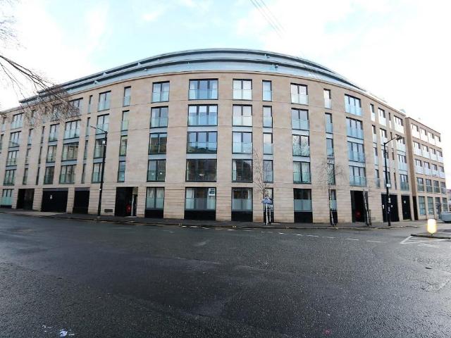 Minerva Street, Glasgow, G3 1 bed flat to rent £1,025 pcm £237 pw