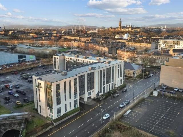 Minerva Street, Glasgow, G3 2 bed apartment to rent £1,795 pcm £414 pw