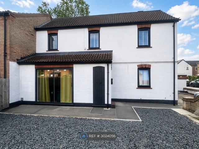 Minerva Way, Cambridge CB4, 3 bed semi detached house to rent, £1,950 pcm | PrimeLocation