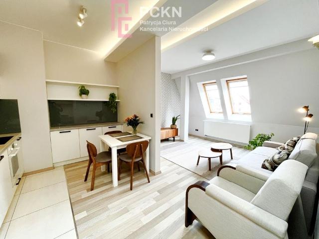 Mini apartament 40 m², Centrum Opola, klima ul. Katedralna