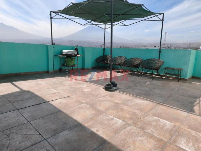Minidepartamento De 2 Habitaciones Con Amplia Terraza En Ultimo Piso