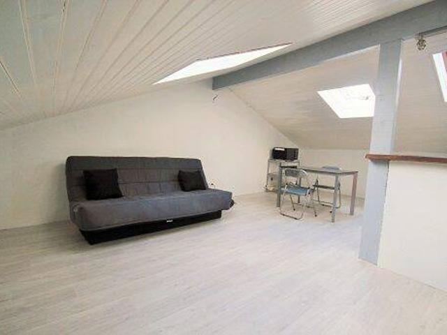 MINIMES CLAUDE NOUGARO CHARMANT T1 ESPRIT LOFT