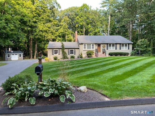 Minister Brook Dr, Simsbury, Home For Sale
