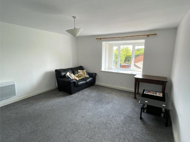 Minster Court, Liverpool L7 2 bed apartment to rent £900 pcm £208 pw