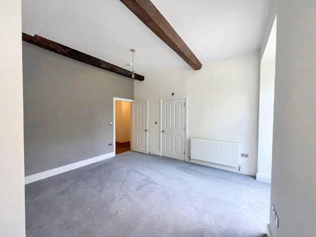 Minster Precincts, Peterborough PE1 2 bed apartment to rent £1,650 pcm £381 pw