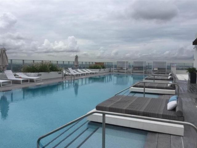 Miami FL 33131 106220611