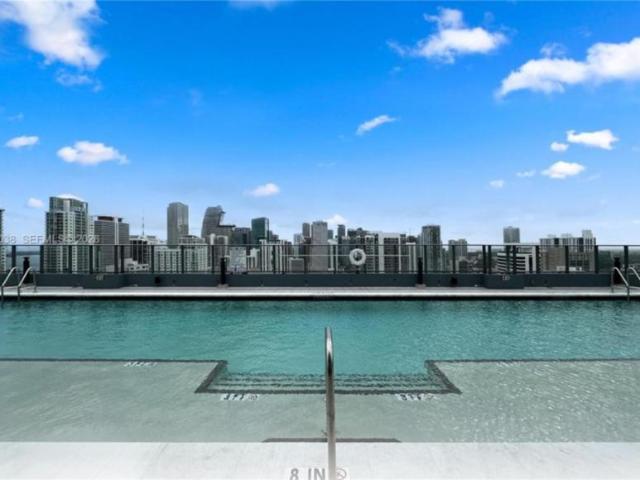 Miami FL 33132 106220643