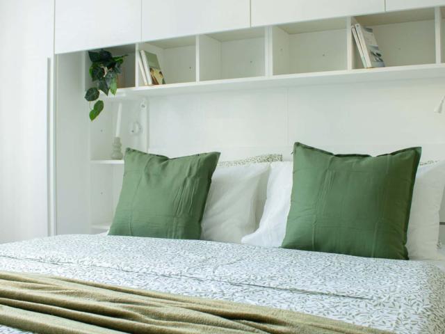 Mia's flat