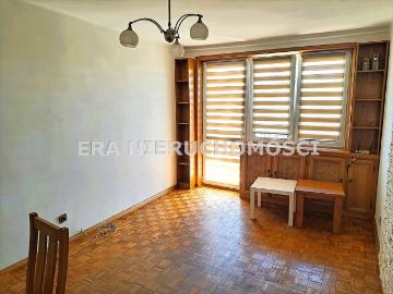 Dwupokojowe mieszkanie po remoncie z balkonem i piwnicą