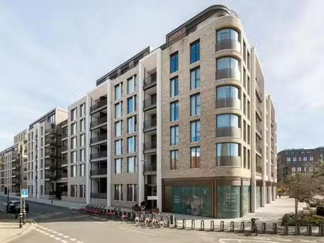Michael Road, London