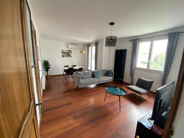 MICHELET MAZARGUES 9éme, T4 meublé de 72.15 m2 Lumineux