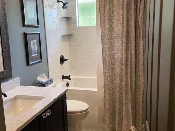 Michelle Guenther Has a Townhouse