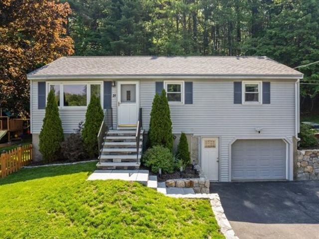 Michigan Dr, Hudson, Home For Sale