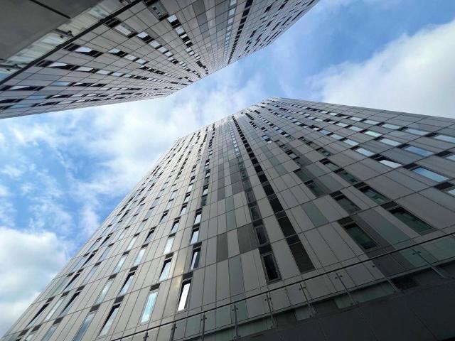 Michigan Point, 11 Michigan Avenue M50 1 bed apartment to rent £1,000 pcm £231 pw