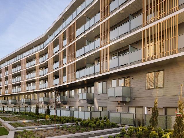 Midtown Studio Apartment for Rent at 1960 Underhill St, Kelowna, BC V1X 0C4 Baron Road