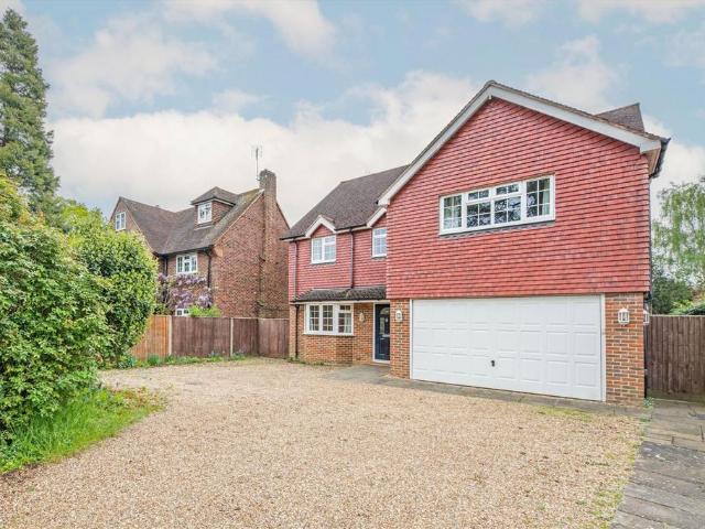 Midway, Walton On Thames KT12 6 bed house to rent £5,995 pcm £1,383 pw