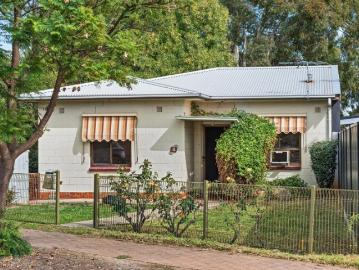 Mid century bones and a future that's wide open think big on 824sqm
