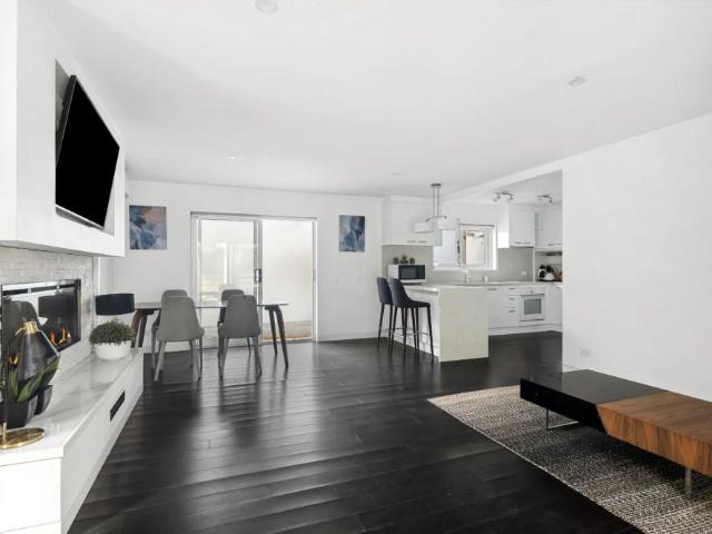 Mid Century House in prime location