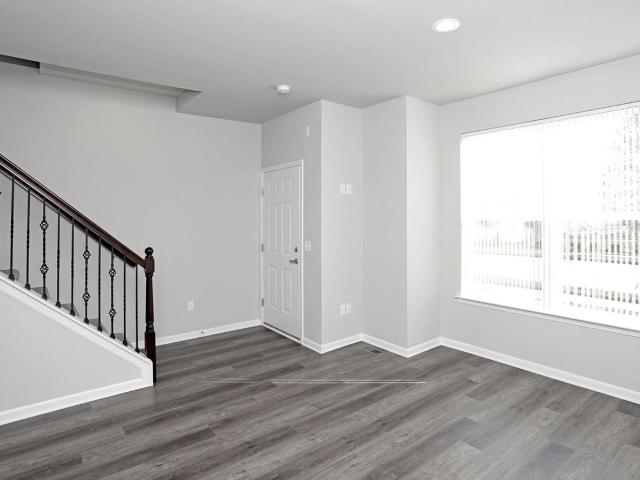 Mid Town Park 2 Bedroom Apartment for Rent at 51401 Times Square Dr, Utica, MI 48315 Utica