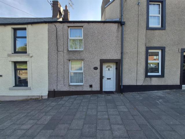 Mid Terraced to let