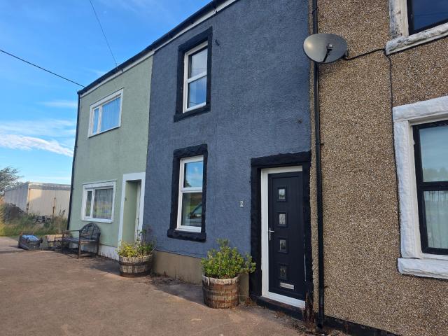 Mid Terraced to let