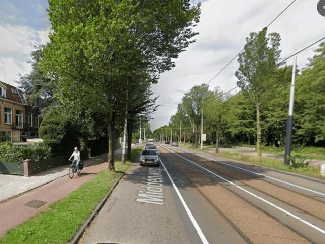 Middenweg 338