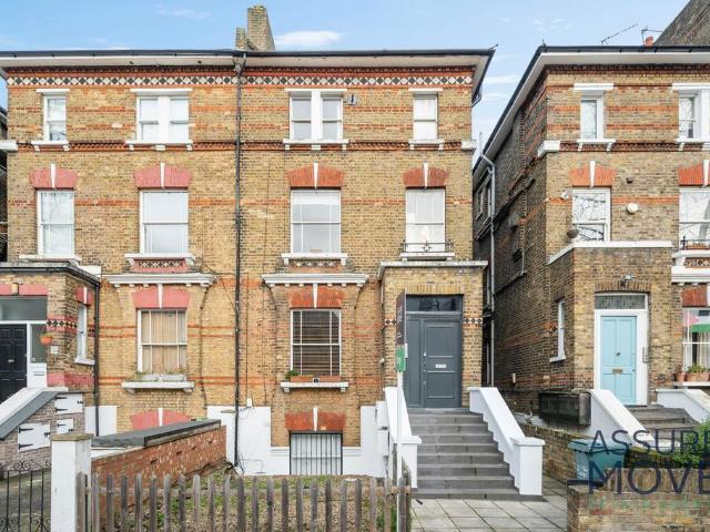 Middleton Grove, London, N7 2 bed apartment to rent £2,000 pcm £462 pw